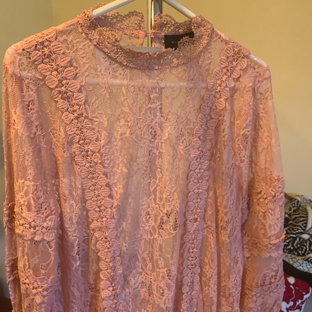 Lace top